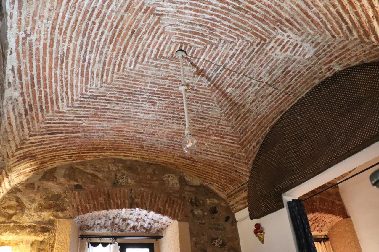 Apartamentos Las Buganvillas Caces Εξωτερικό φωτογραφία