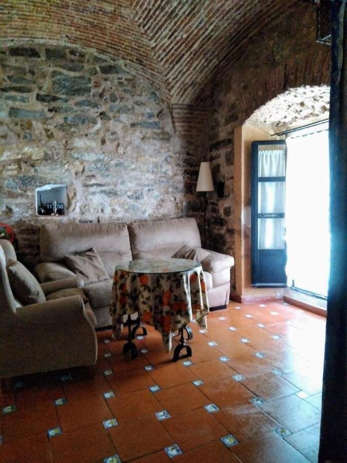 Apartamentos Las Buganvillas Caces Εξωτερικό φωτογραφία