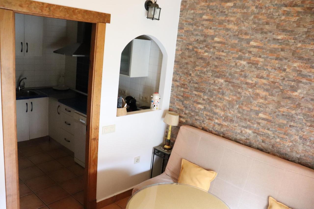 Apartamentos Las Buganvillas Caces Εξωτερικό φωτογραφία